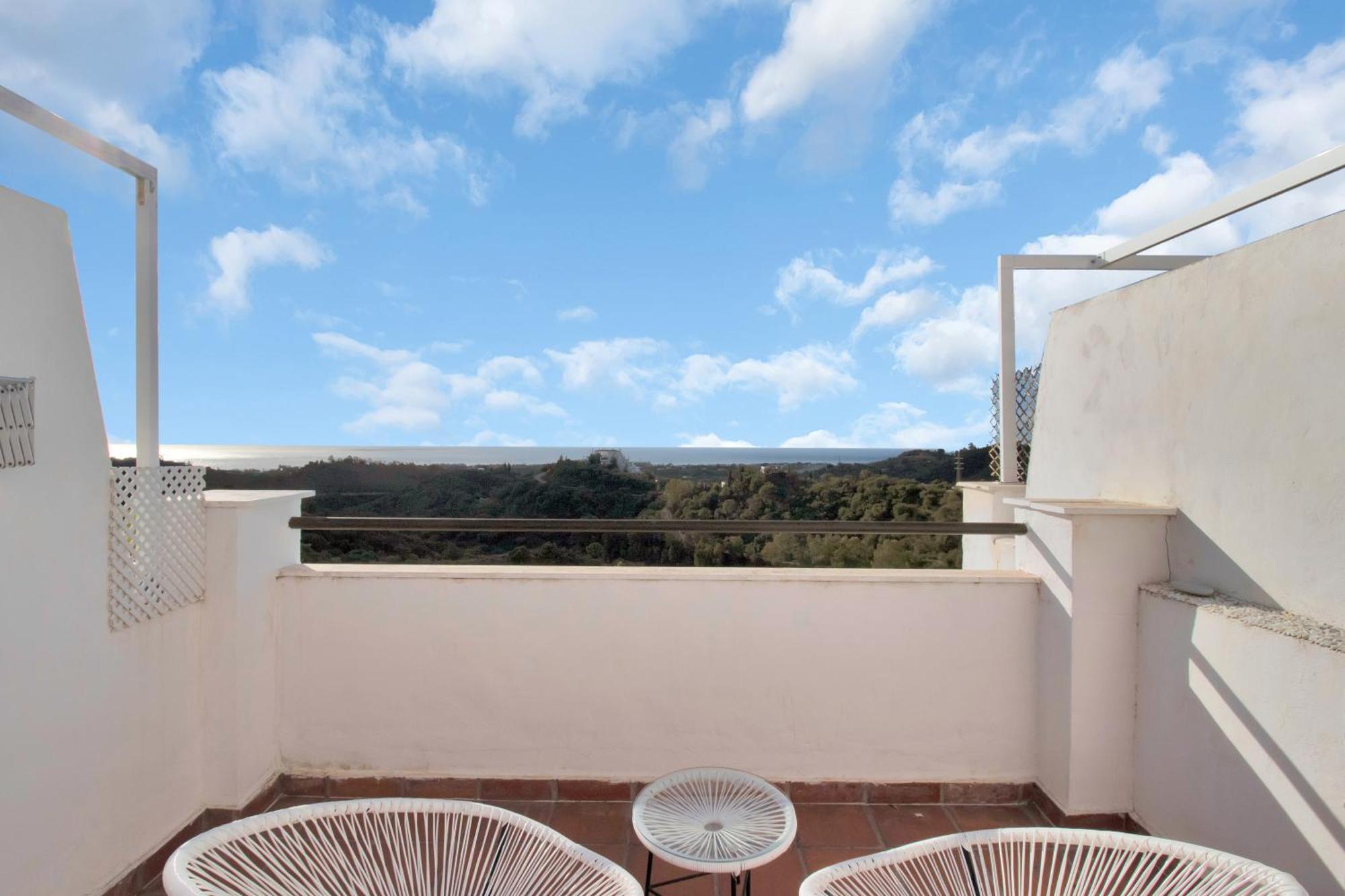 Apartament Duplex Estilo Boho Con Increible Terraza Y Vistas Al Mar En Estepona - Las Abejeras 609 Zewnętrze zdjęcie