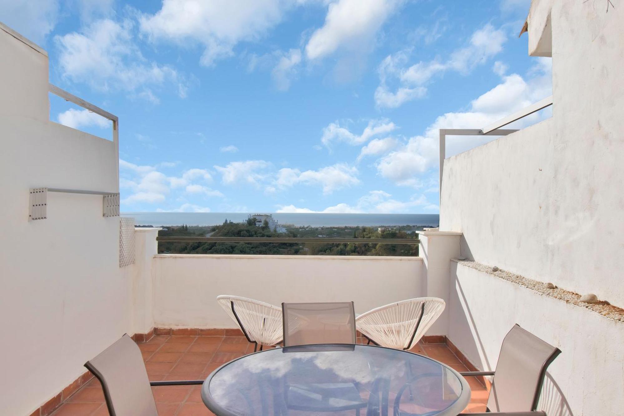 Apartament Duplex Estilo Boho Con Increible Terraza Y Vistas Al Mar En Estepona - Las Abejeras 609 Zewnętrze zdjęcie