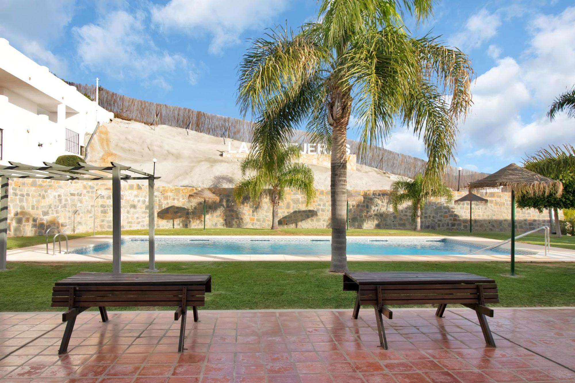 Apartament Duplex Estilo Boho Con Increible Terraza Y Vistas Al Mar En Estepona - Las Abejeras 609 Zewnętrze zdjęcie